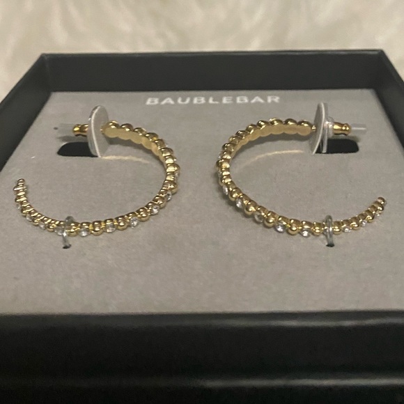New in Box BaubleBar Hoop Earrings - Picture 5 of 5